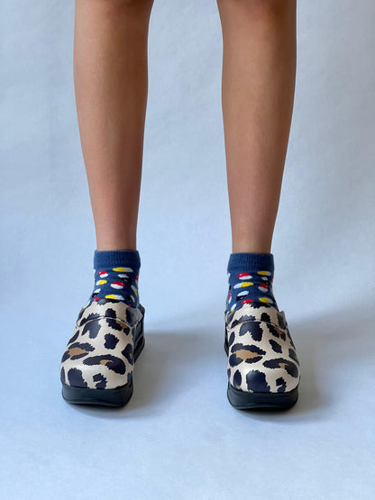 &quot;Panther&quot; AirMeds Clogs